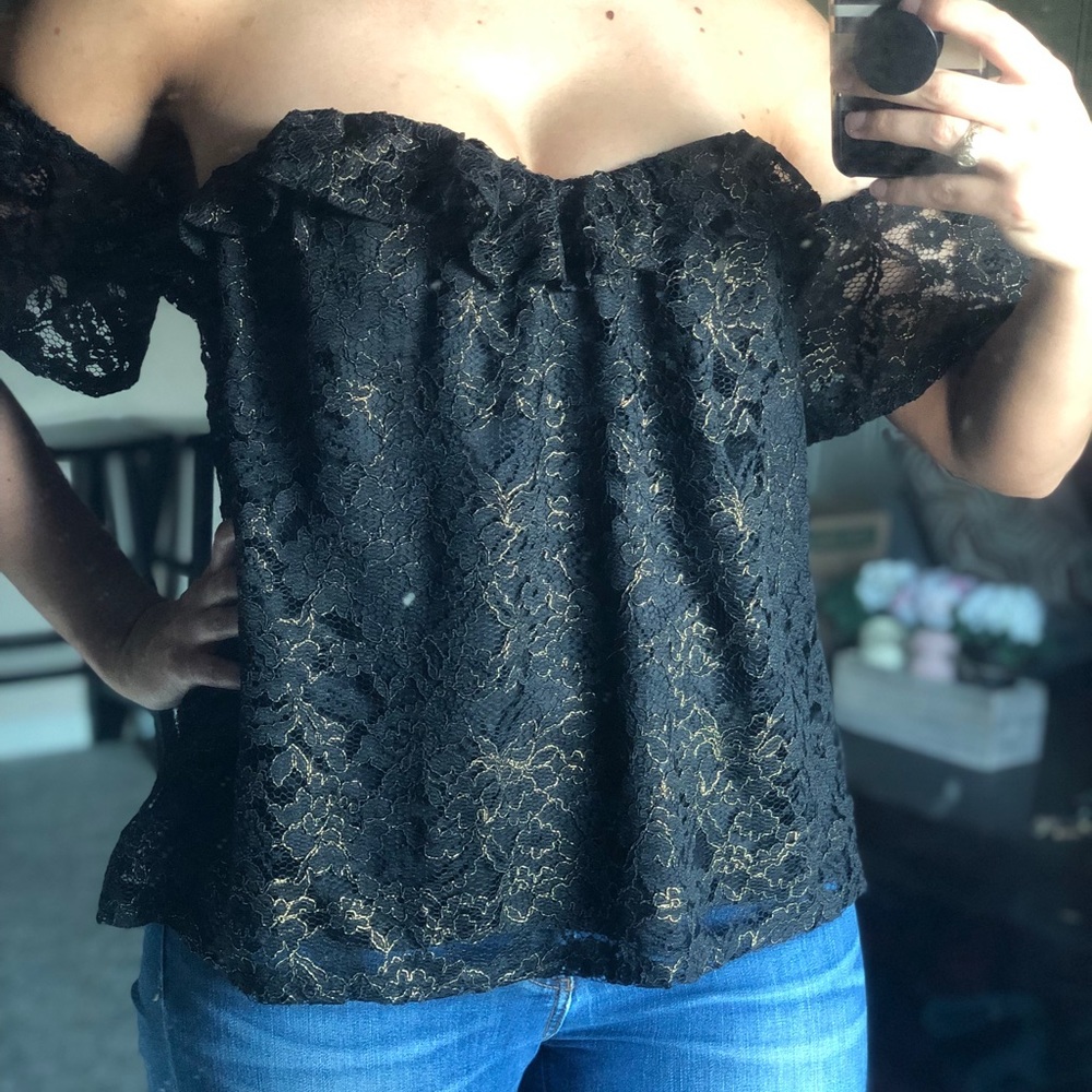 Francesca’s Strapless Partial Crop- Black and Gold